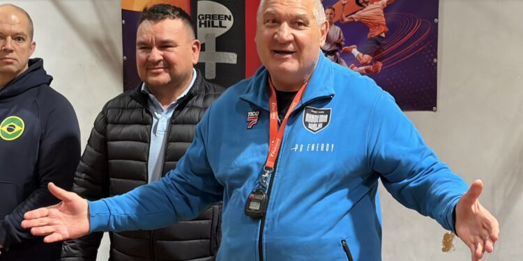 Legendarny pięściarz trenował kielecką młodzież