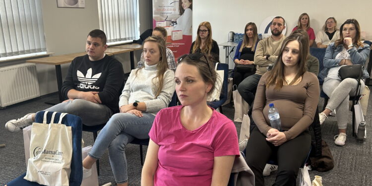 21.10.2026. Kielce. Tydzień Godnego Porodu. / Fot. Iwona Murawska-Bujnowicz - Radio Kielce