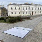 08.10.2026. Kielce. Zniszczona instalacja artystyczna „Niebo Kielc” / Fot. Wiktor Taszłow - Radio Kielce