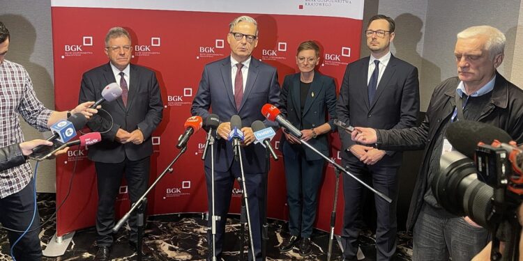 29.10.2026. Kielce. Konferencja prasowa w sprawie pieniędzy z BGK / Fot. Jarosław Kubalski - Radio Kielce