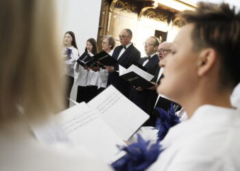 Zaśpiewali chóralnie w murach najstarszego sanktuarium