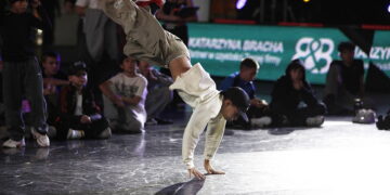 Tancerze z 34 krajów rywalizują na parkiecie w Kielcach