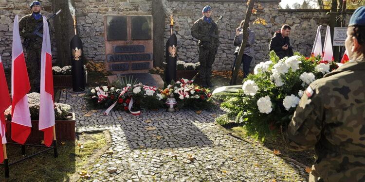Upamiętnili prezydenta Artwińskiego