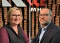 Na zdjęciu: Barbara Damian, dyrektor ZTM w Kielcach i Tomasz Zboch, dyrektor Biura Mobilności w UM Kielce / Fot. Angelika Rejnowicz - Radio Kielce