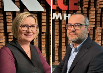 Na zdjęciu: Barbara Damian, dyrektor ZTM w Kielcach i Tomasz Zboch, dyrektor Biura Mobilności w UM Kielce / Fot. Angelika Rejnowicz - Radio Kielce