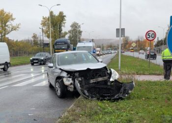Kolizja na ul. Krakowskiej powodem porannych korków