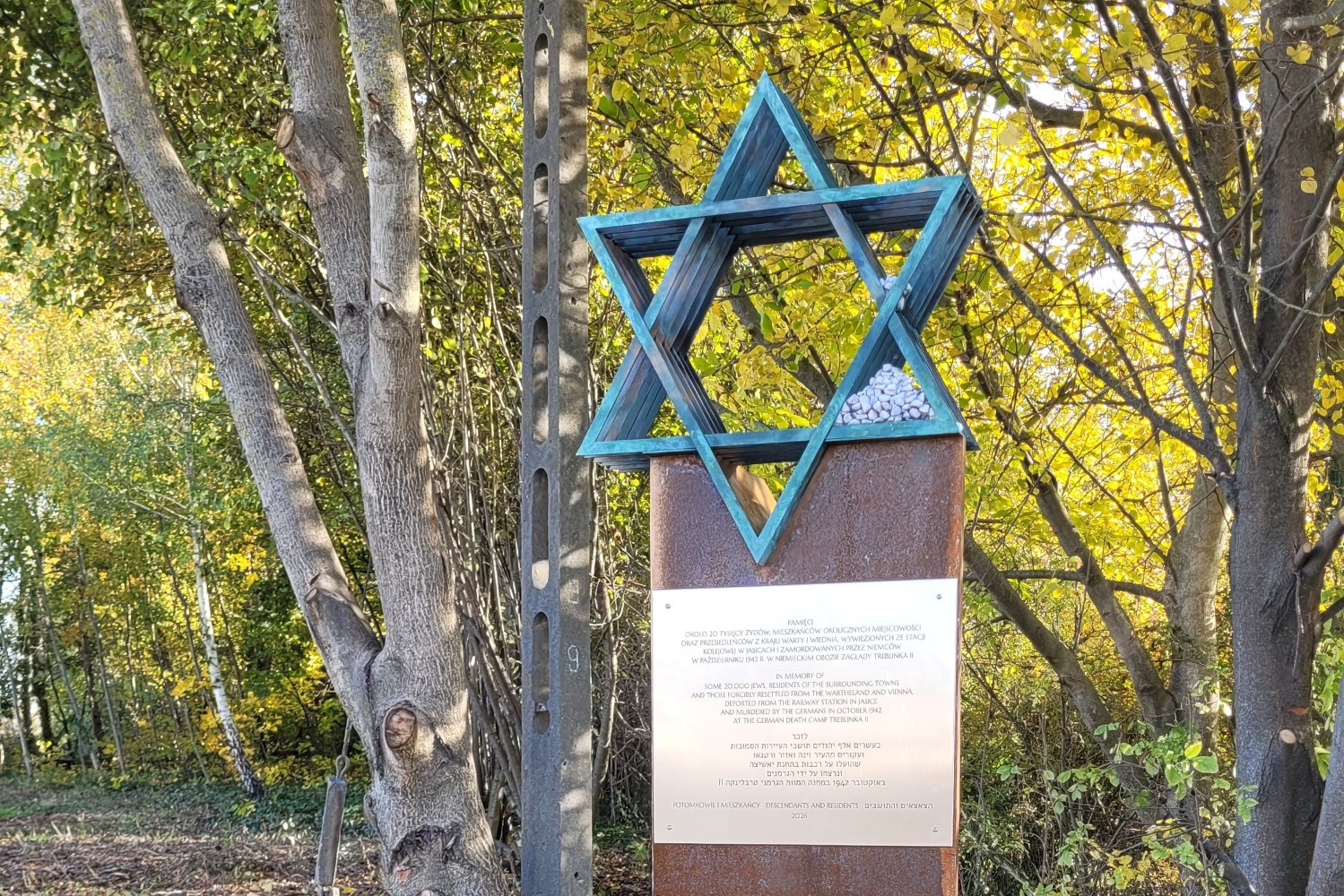Ofiary nazizmu z okresu II wojny światowej mają swój pomnik w Jasicach