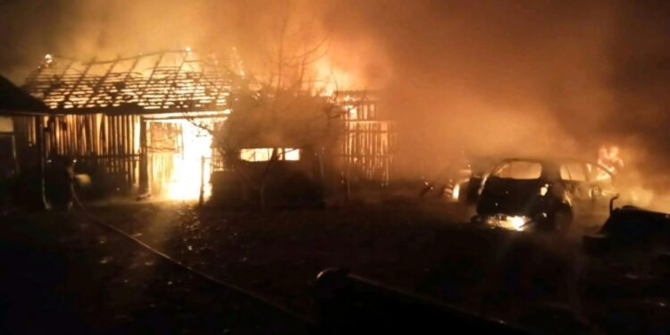 30.10.2026. Podlesie w gminie Oksa. Pożar / Fot. Słuchacz Rada Kielce