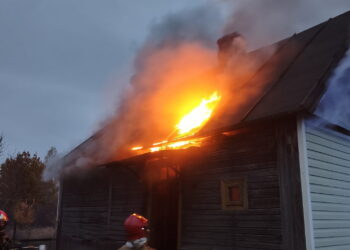 Pożar drewnianego domu