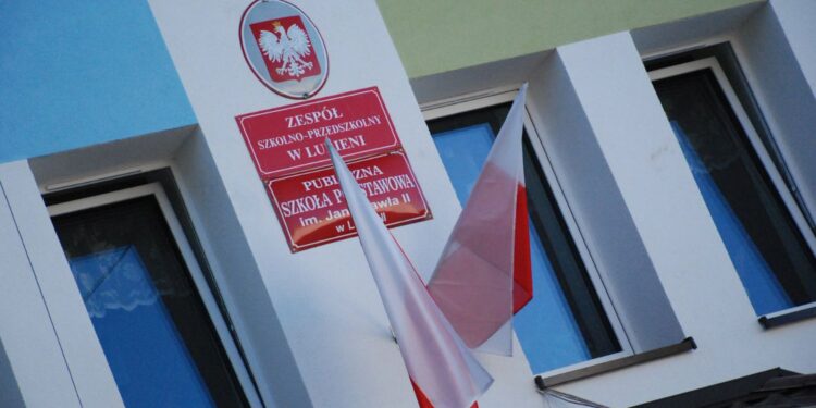 Od stu lat kształtują młode pokolenia