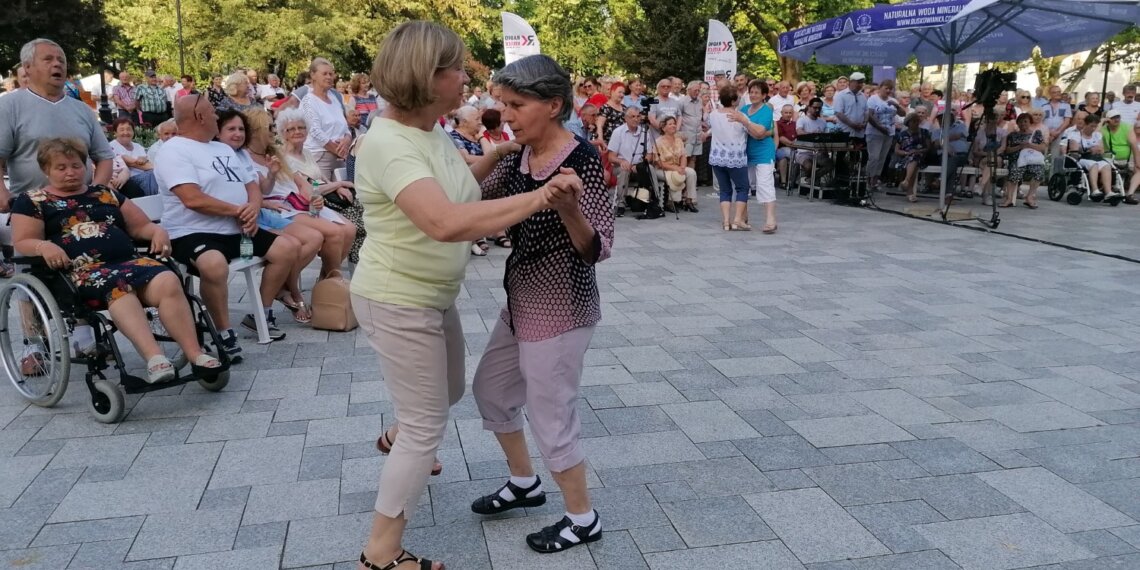 19.06.2022. Busko-Zdrój. „Jawor u źródeł kultury. Zaproszenie” / Fot. Marta Gajda-Kruk - Radio Kielce