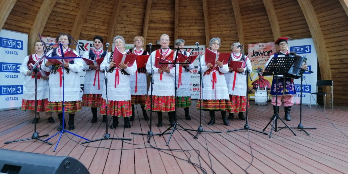 19.06.2022. Busko-Zdrój. „Jawor u źródeł kultury. Zaproszenie” / Fot. Marta Gajda-Kruk - Radio Kielce