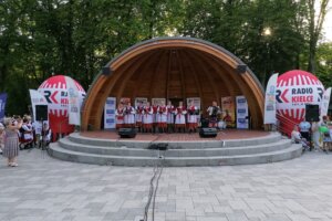 19.06.2022. Busko-Zdrój. „Jawor u źródeł kultury. Zaproszenie” / Fot. Marta Gajda-Kruk - Radio Kielce